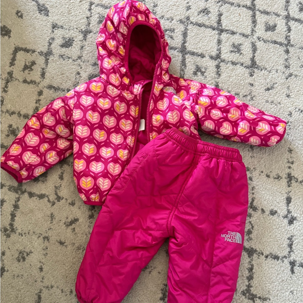 The North Face Size 6-12M - Reversible Hooded Puffer Jacket and Pants - Pink